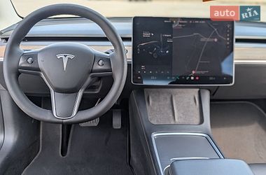 Седан Tesla Model 3 2021 в Ивано-Франковске