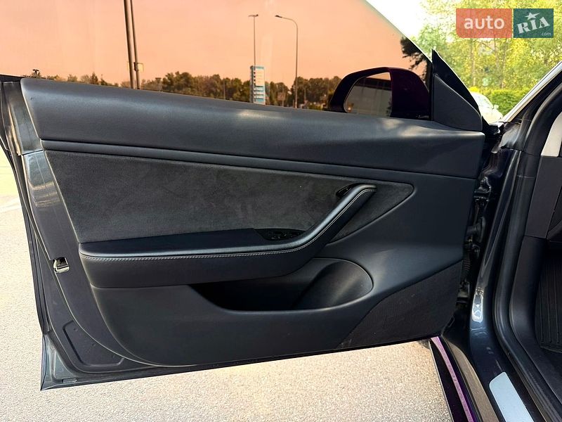 Седан Tesla Model 3 2018 в Києві фото 27 Седан Tesla Model 3 2018 в Києві
