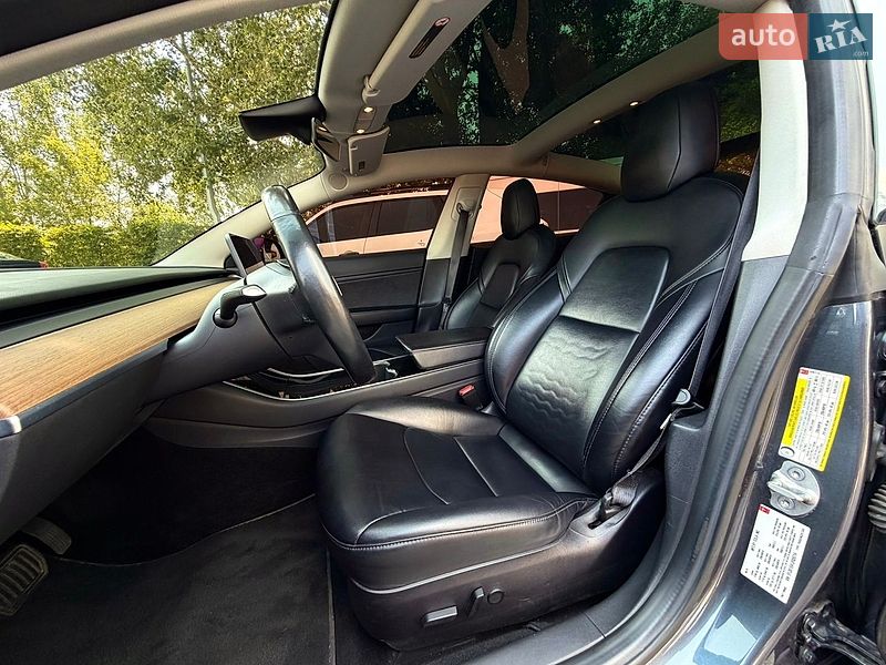 Седан Tesla Model 3 2018 в Києві фото 31 Седан Tesla Model 3 2018 в Києві