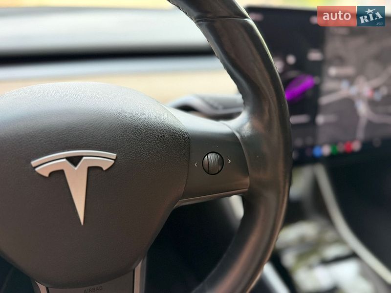 Седан Tesla Model 3 2018 в Києві фото 37 Седан Tesla Model 3 2018 в Києві