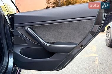 Седан Tesla Model 3 2018 в Києві фото 42 Седан Tesla Model 3 2018 в Києві