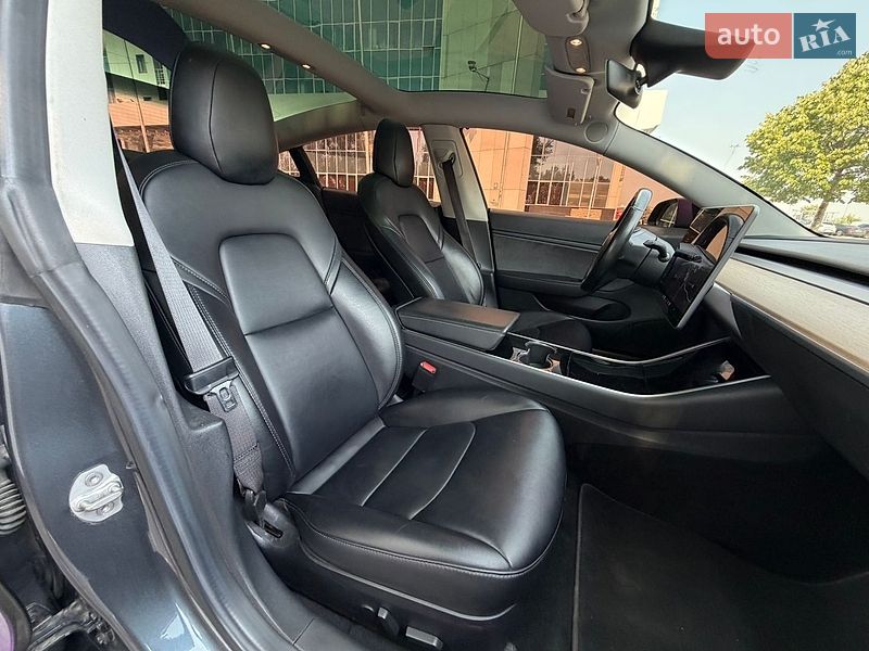 Седан Tesla Model 3 2018 в Києві фото 44 Седан Tesla Model 3 2018 в Києві