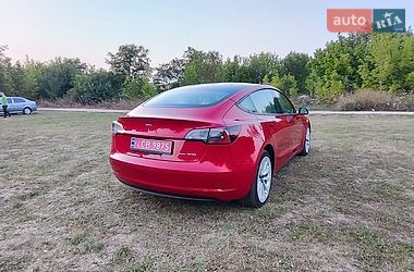 Седан Tesla Model 3 2022 в Полтаві