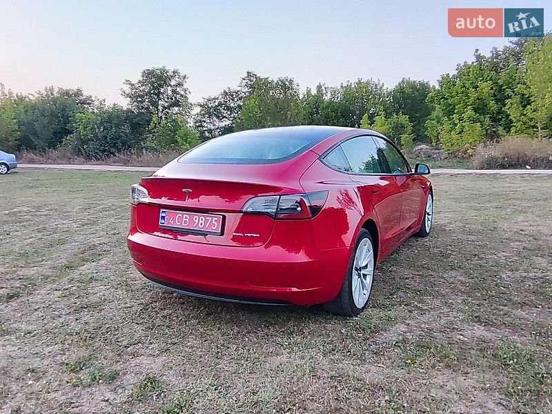 Седан Tesla Model 3 2022 в Полтаві