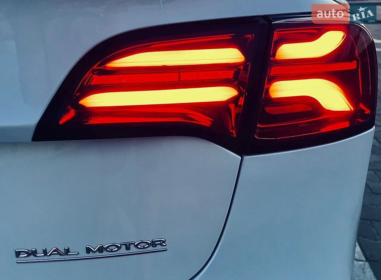 2022 Tesla Model 3 - мініатюра 15