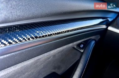 Седан Tesla Model 3 2021 в Києві