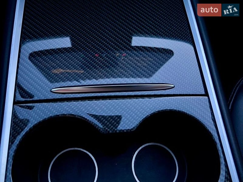 Седан Tesla Model 3 2021 в Києві