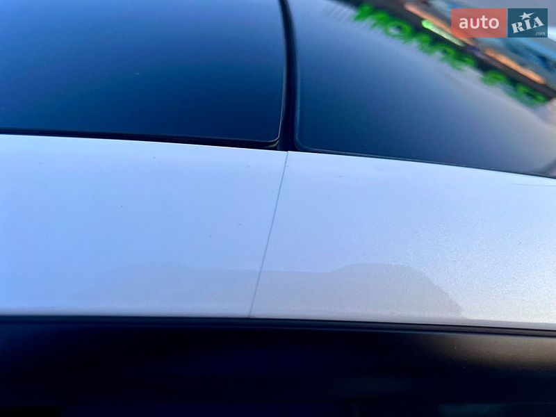 Седан Tesla Model 3 2021 в Києві