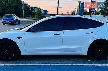 Седан Tesla Model 3 2021 в Києві