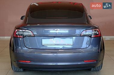 Седан Tesla Model 3 2023 в Одесі