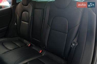 Седан Tesla Model 3 2023 в Одесі