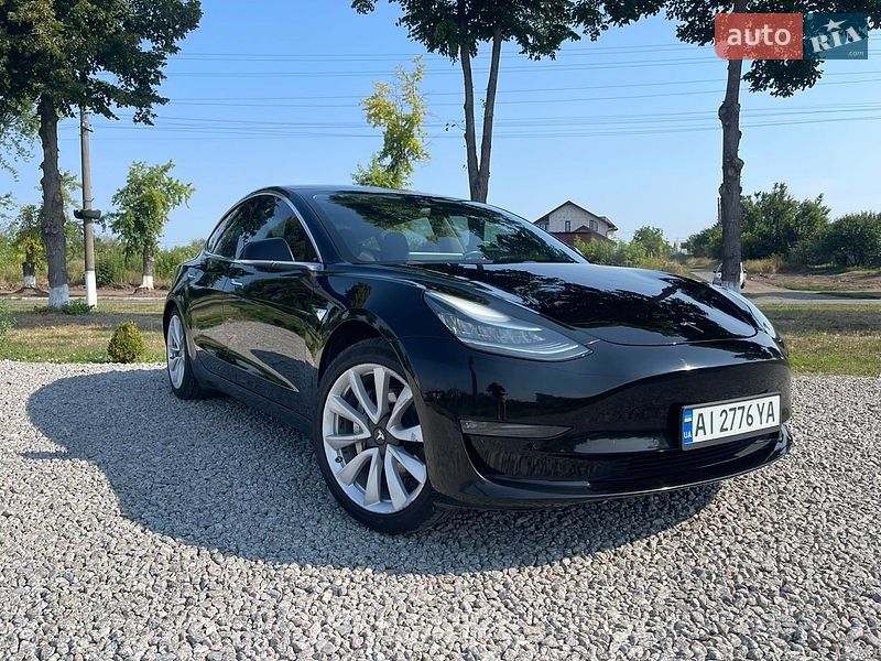 Седан Tesla Model 3 2018 в Переяславі