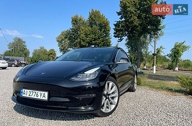 Седан Tesla Model 3 2018 в Переяславі