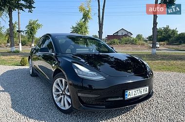 Седан Tesla Model 3 2018 в Переяславі