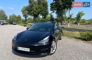 Седан Tesla Model 3 2018 в Переяславі