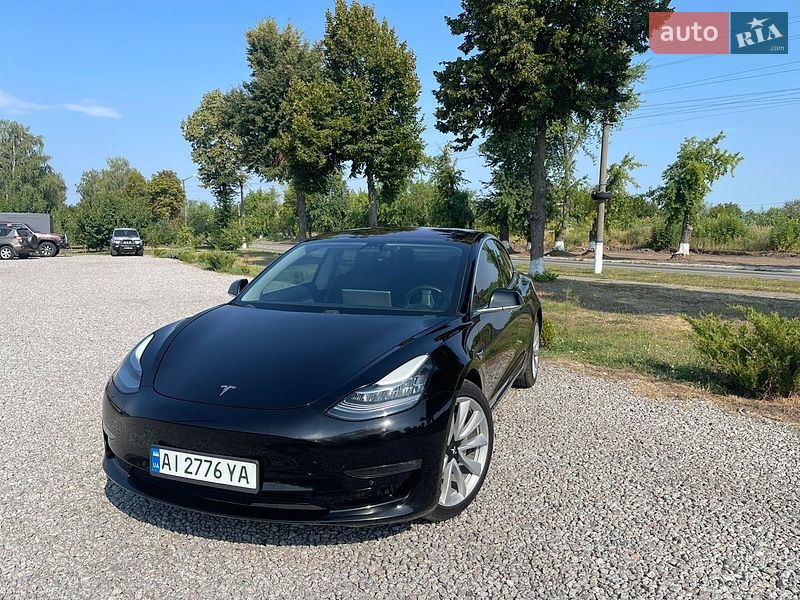 Седан Tesla Model 3 2018 в Переяславі