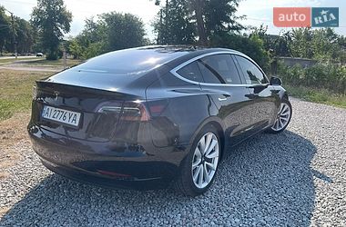 Седан Tesla Model 3 2018 в Переяславі