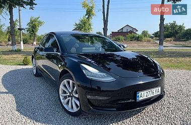 Седан Tesla Model 3 2018 в Переяславі