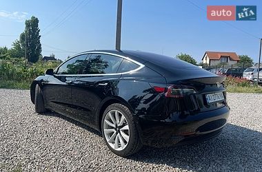 Седан Tesla Model 3 2018 в Переяславі