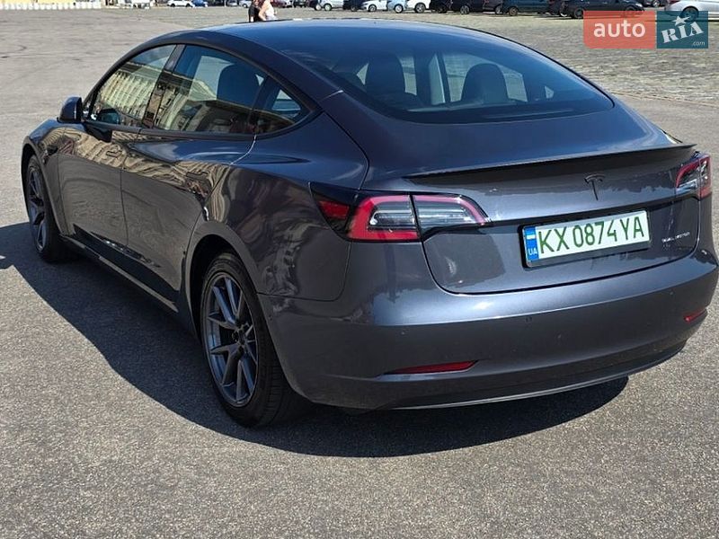 Седан Tesla Model 3 2022 в Харкові