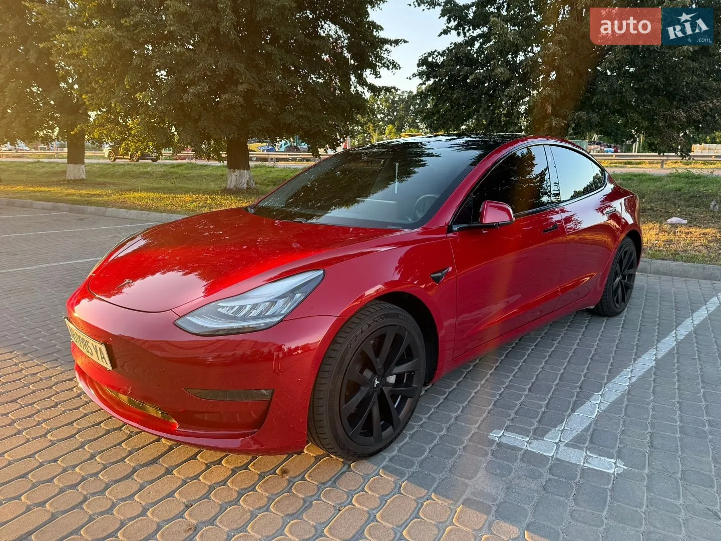 2020 Tesla Model 3 - мініатюра 3