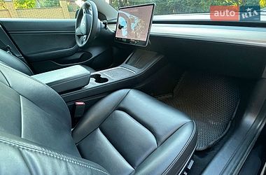 Седан Tesla Model 3 2021 в Хмельницькому