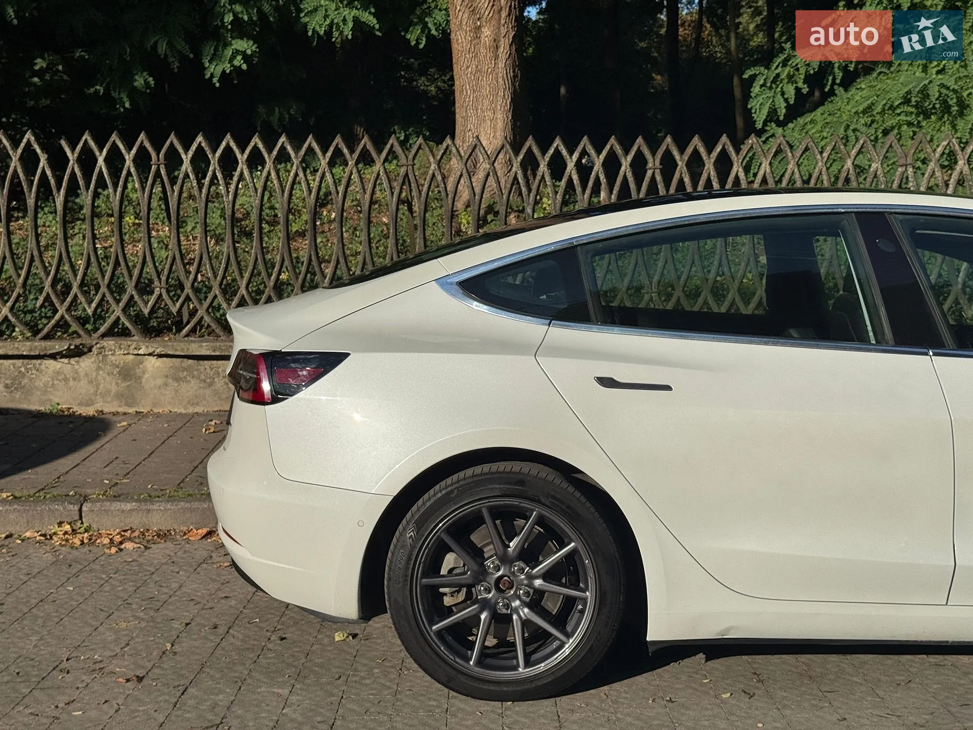 2019 Tesla Model 3 - мініатюра 39