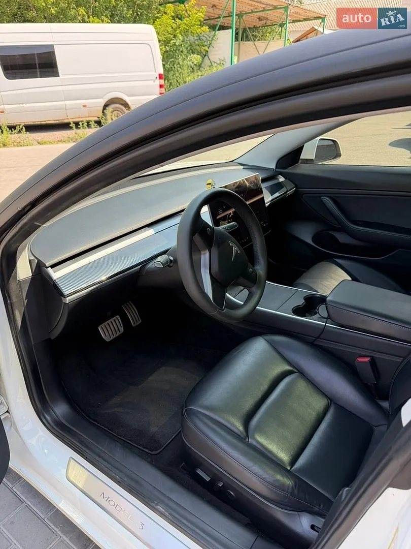 2020 Tesla Model 3 - мініатюра 10