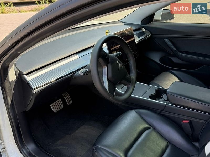 Седан Tesla Model 3 2020 в Виннице фото 10 Седан Tesla Model 3 2020 в Виннице