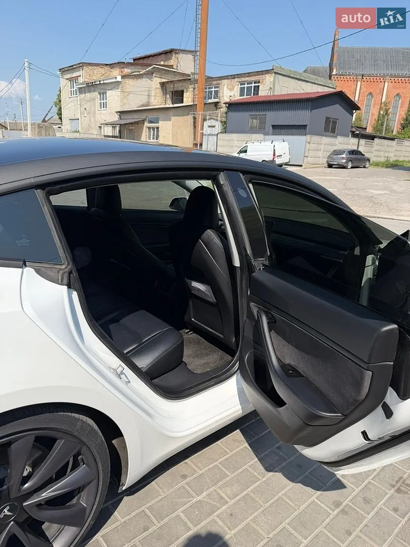 2020 Tesla Model 3 - мініатюра 13