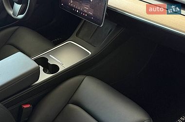 Седан Tesla Model 3 2023 в Одесі
