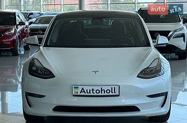 Седан Tesla Model 3 2023 в Одессе