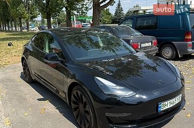 Седан Tesla Model 3 2023 в Ивановке