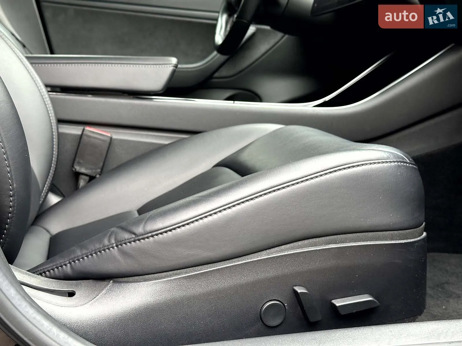 2018 Tesla Model 3 - мініатюра 27