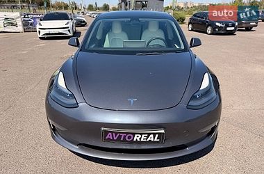 Седан Tesla Model 3 2021 в Кривом Роге