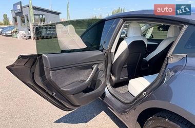 Седан Tesla Model 3 2021 в Кривом Роге