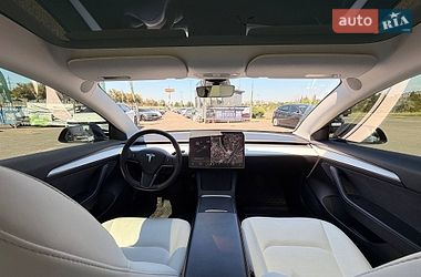 Седан Tesla Model 3 2021 в Кривом Роге