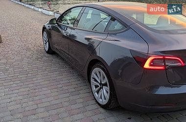 Седан Tesla Model 3 2020 в Ивано-Франковске