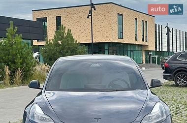 Седан Tesla Model 3 2021 в Хмельницком