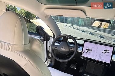 Седан Tesla Model 3 2022 в Хмельницком фото 13 Седан Tesla Model 3 2022 в Хмельницком