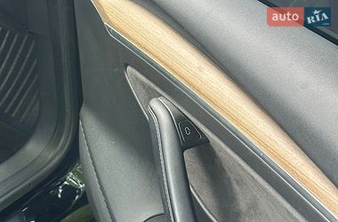 Седан Tesla Model 3 2021 в Львові фото 6 Седан Tesla Model 3 2021 в Львові