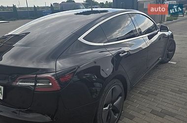 Седан Tesla Model 3 2019 в Хусте