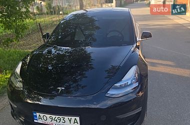 Седан Tesla Model 3 2019 в Хусте
