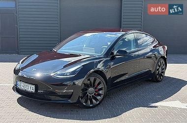 Седан Tesla Model 3 2022 в Києві