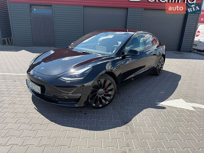 Седан Tesla Model 3 2022 в Києві
