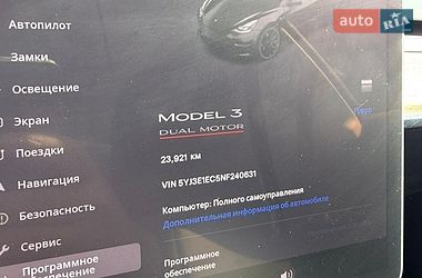 Седан Tesla Model 3 2022 в Києві