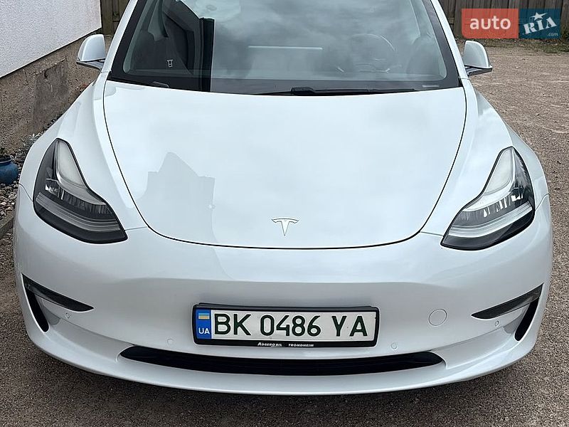 Tesla Model 3 2018