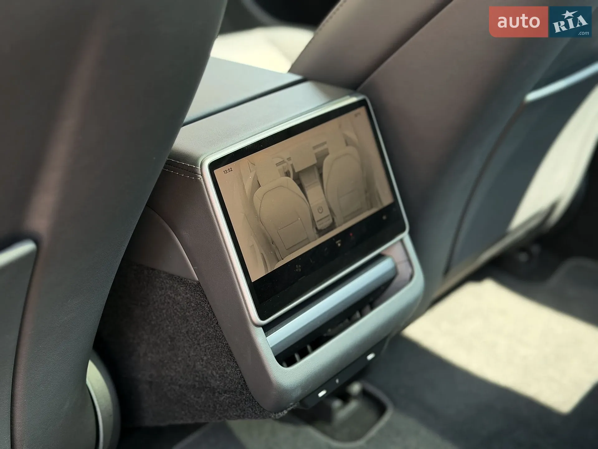 2024 Tesla Model 3 - мініатюра 17