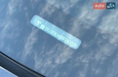 Седан Tesla Model 3 2024 в Днепре