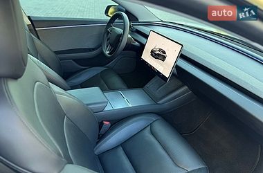 Седан Tesla Model 3 2024 в Днепре